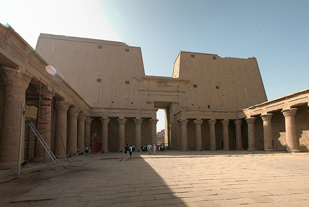 3 Day Luxor Edfu Kom Ombo Aswan and Abu Simbel (6)