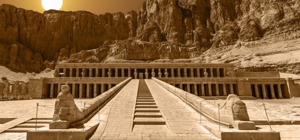 Valley of the Kings Memnon Colossi & Hatshepsut Temple (4)